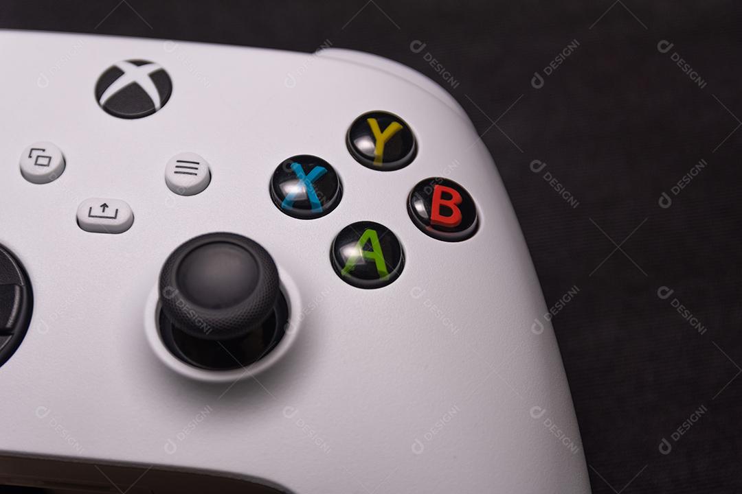 Controlador de Jogos de Última Geração Com Foco de Luz Imagem JPG