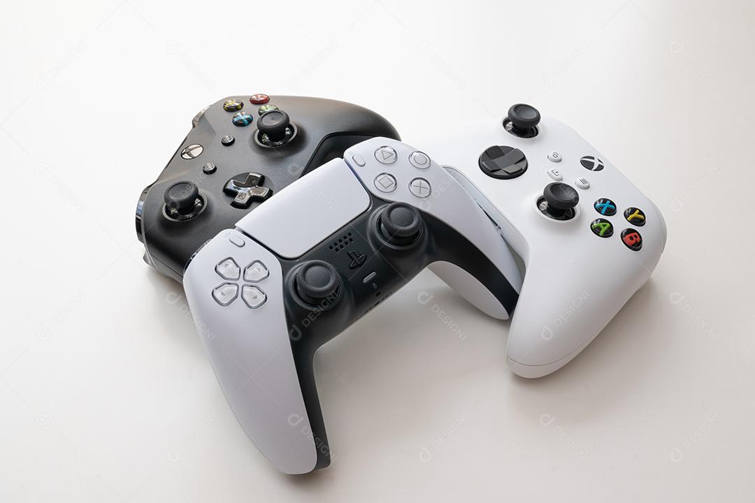 Controlador de Jogos de Última Geração Com Foco de Luz Imagem JPG