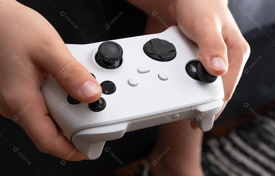 Controlador de Jogos de Última Geração Com Foco de Luz Imagem JPG