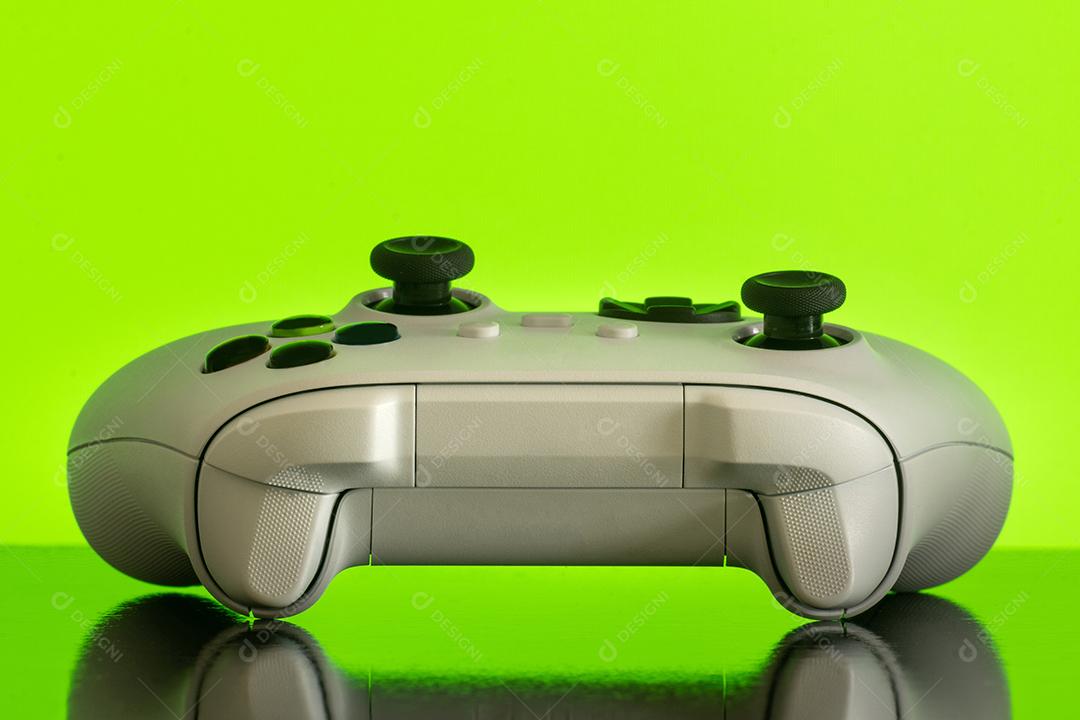 Controlador de Jogos de Última Geração Com Foco de Luz Imagem JPG