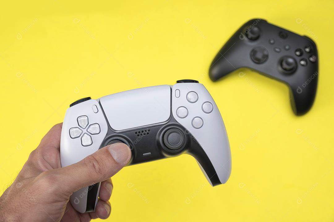 Controlador de Jogos de Última Geração Com Foco de Luz Imagem JPG