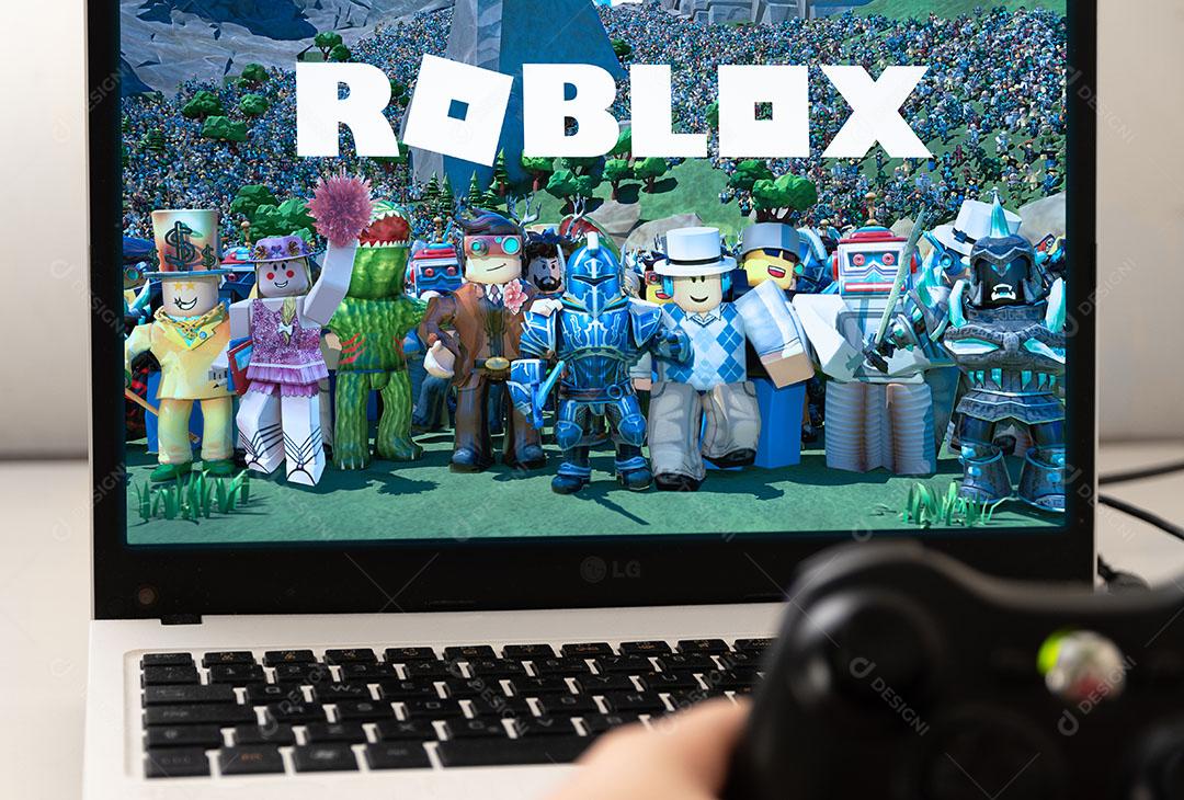 Foto Roblox na Tela do Notebook Roblox é Um Videogame Online Multijogador e Sistema