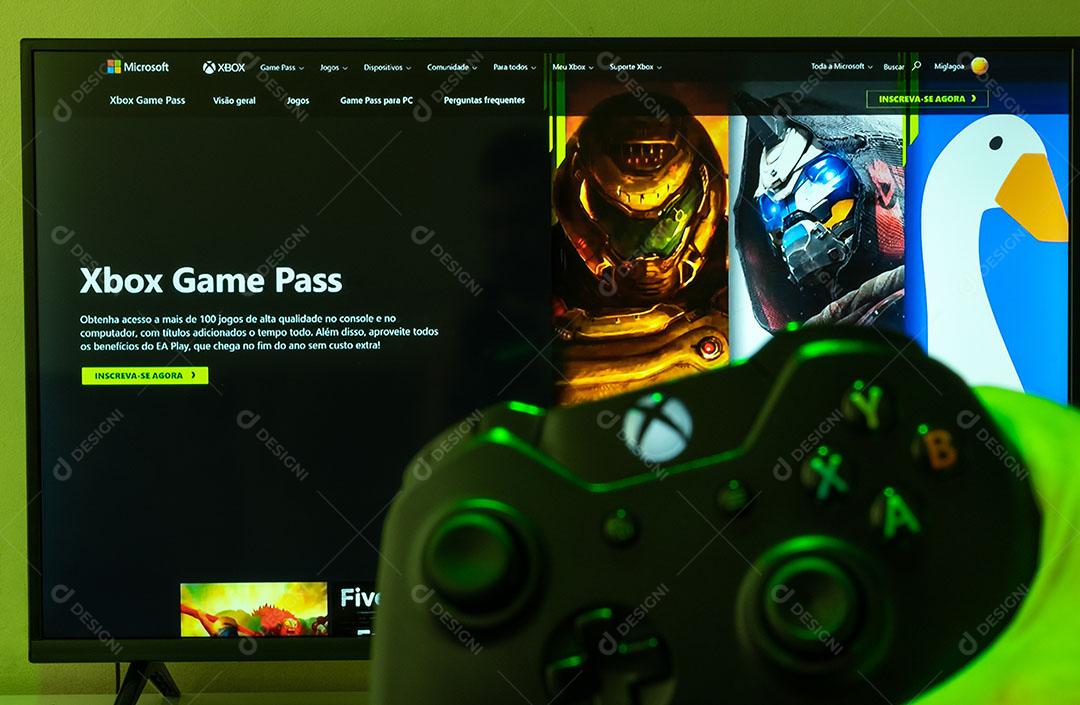 Foto Xbox Game Pass na Tv Controle Xbox Obtenha Xbox Game Pass Acessar Mais 100 Jogos