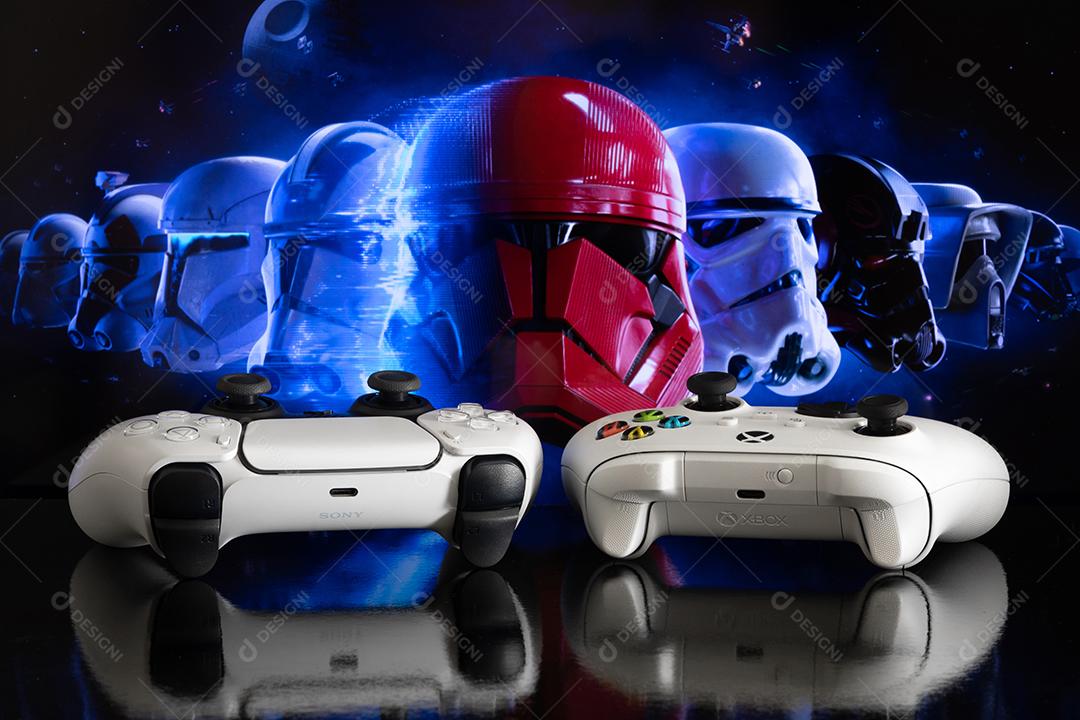 Jogos de Star Wars na Tela Com Controle de Ps5 e Xbox Imagem JPG