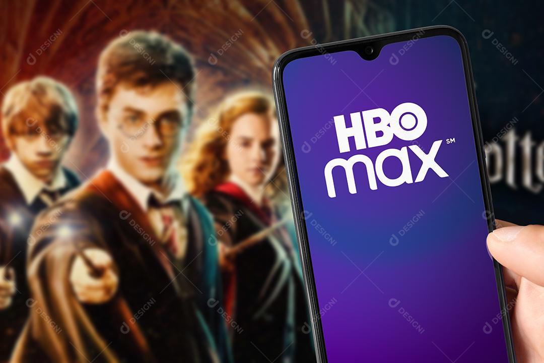 Aplicativo Hbo Max Rodando Em Smarthphone Imagem JPG