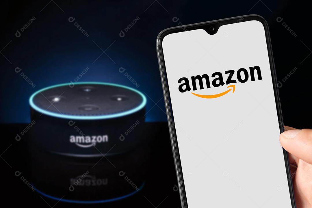 Amazon App na Tela do Smartphone Imagem JPG