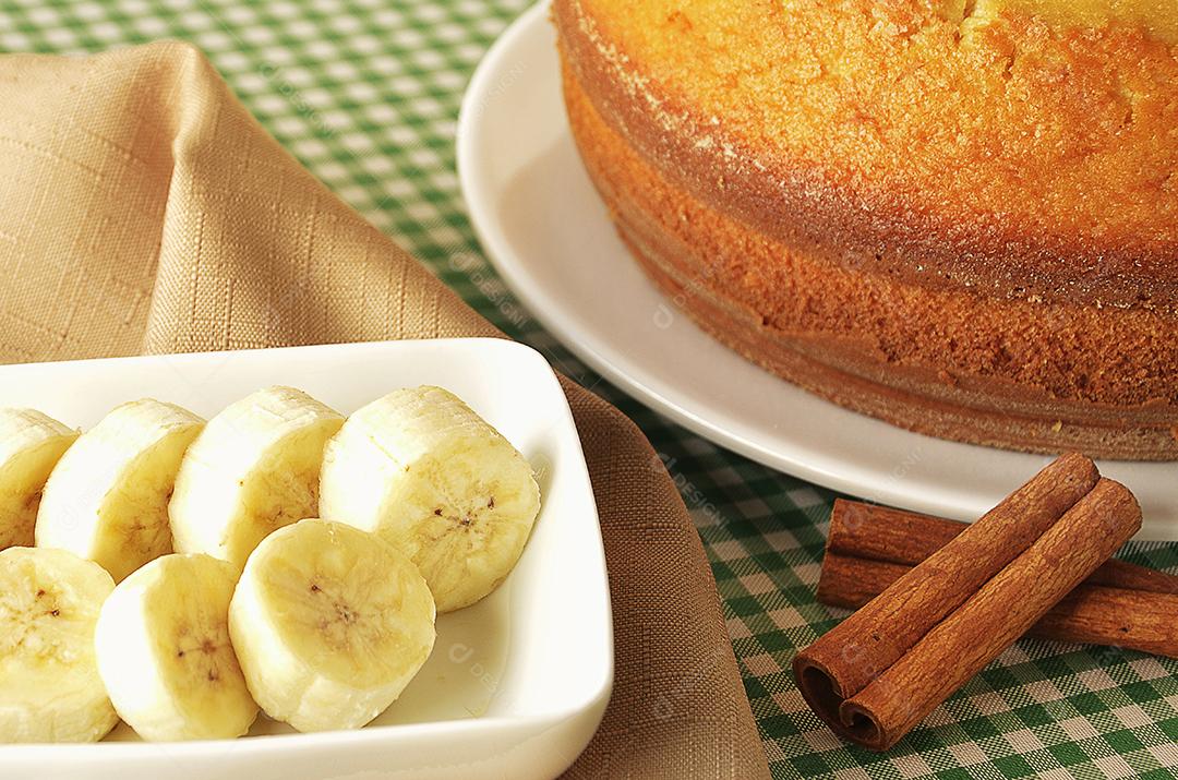 Detalhes de Bananas Fatiadas Servidas na Mesa Imagem JPG