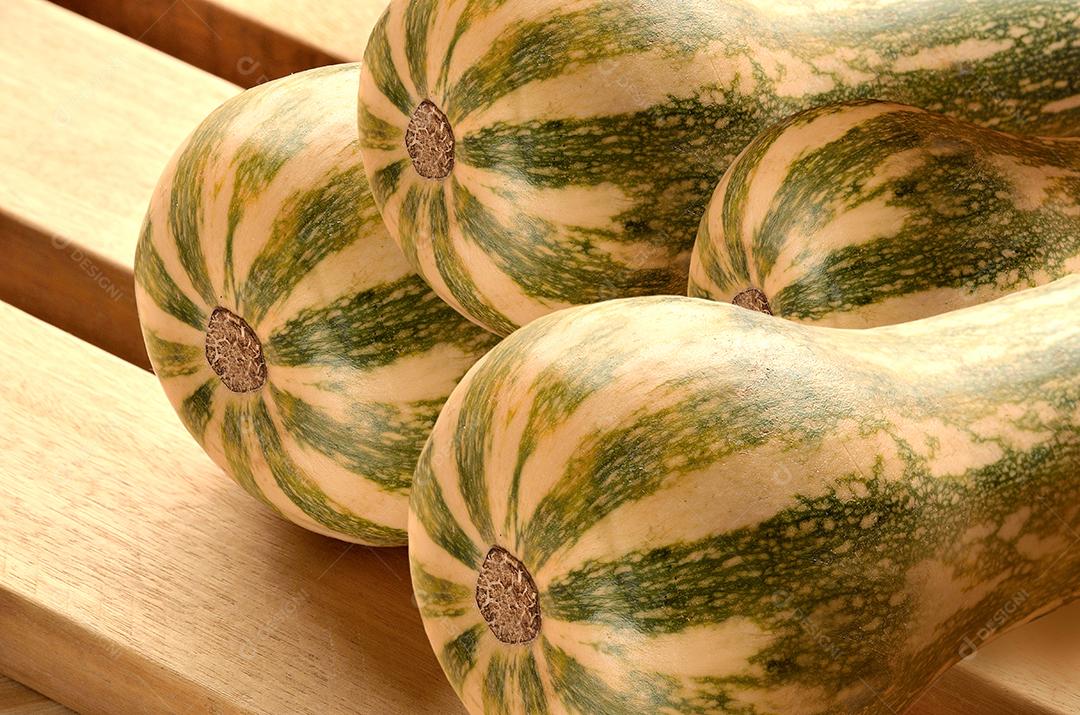 Abóbora Paulista Madura Com Casca Esverdeada e Creme Imagem JPG