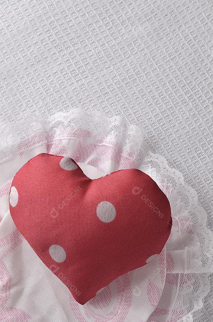 Coração de Tecido Vermelho de Bolinha Imagem JPG