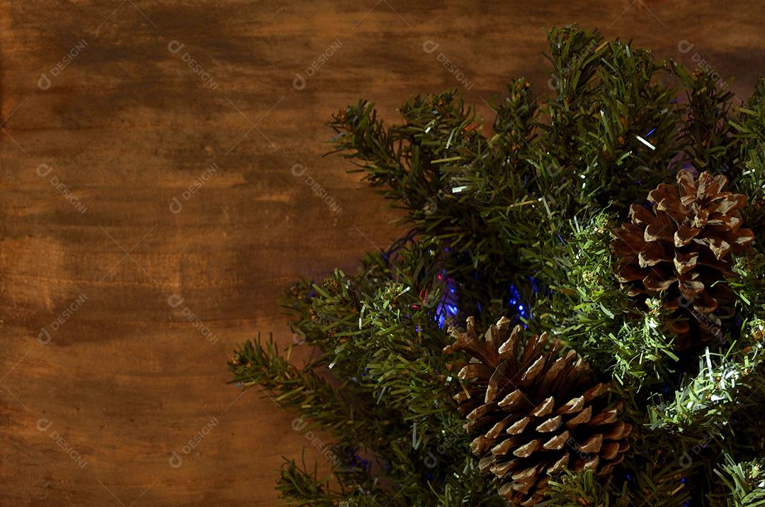 Árvore de Natal Com Enfeites Imagem JPG