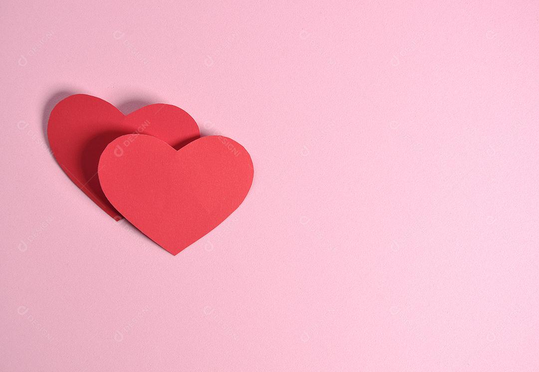 Dois Corações de Papel Em Fundo Rosa Imagem JPG