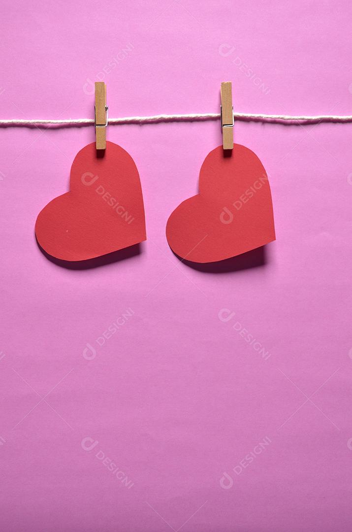 Varal Com Dois Corações Pendurados e Espaço para Texto Imagem JPG