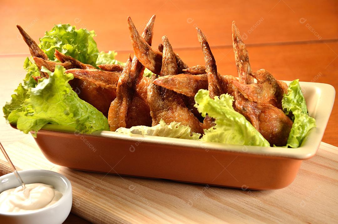 Porção de Asinha de Frango Imagem JPG