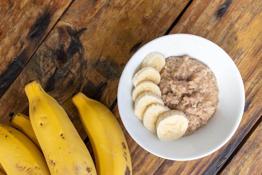 Aveia com Banana - Café da Manhã Vegano com Grãos Integrais JPG