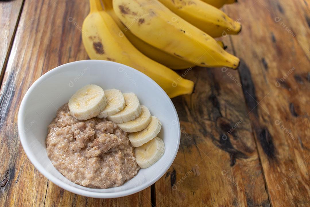 Aveia com Banana - Café da Manhã Vegano com Grãos Integrais JPG