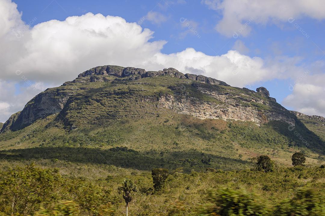 Penhasco Rochosos No Parque Nacional Da Chapada Diamantina Imagem JPG