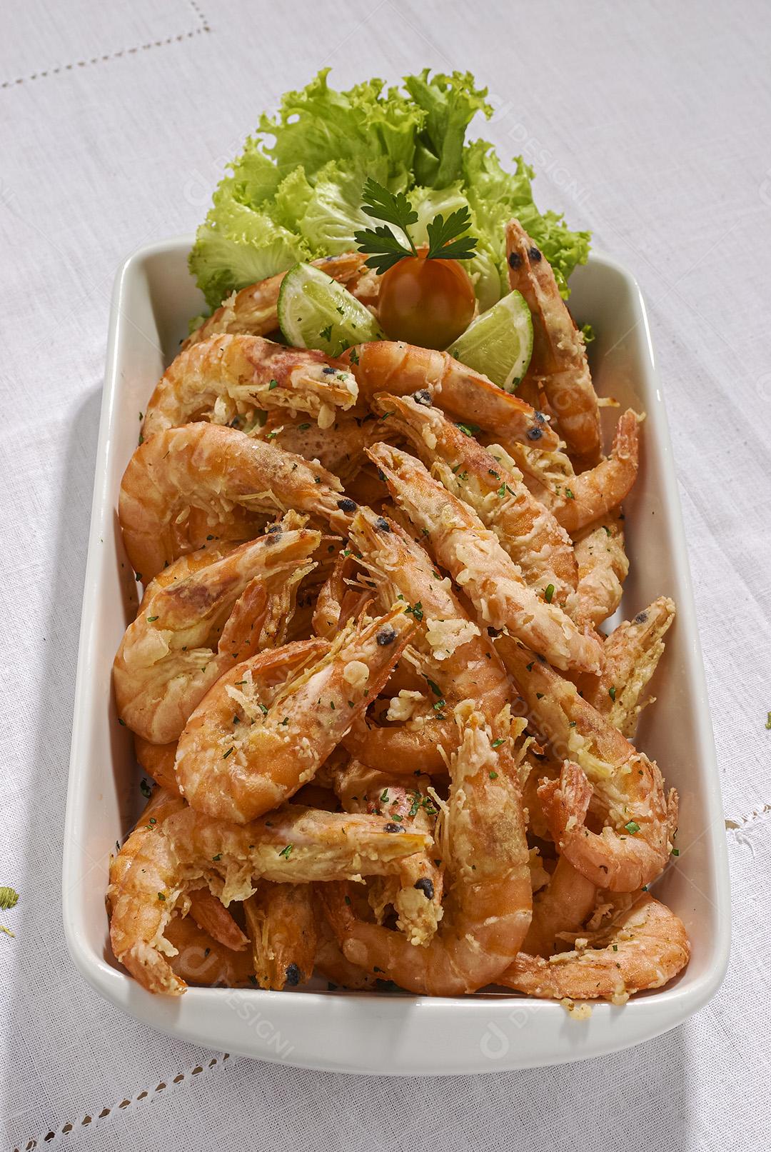 Camarão Crocante No Alho E Óleo Com Limão Imagem JPG