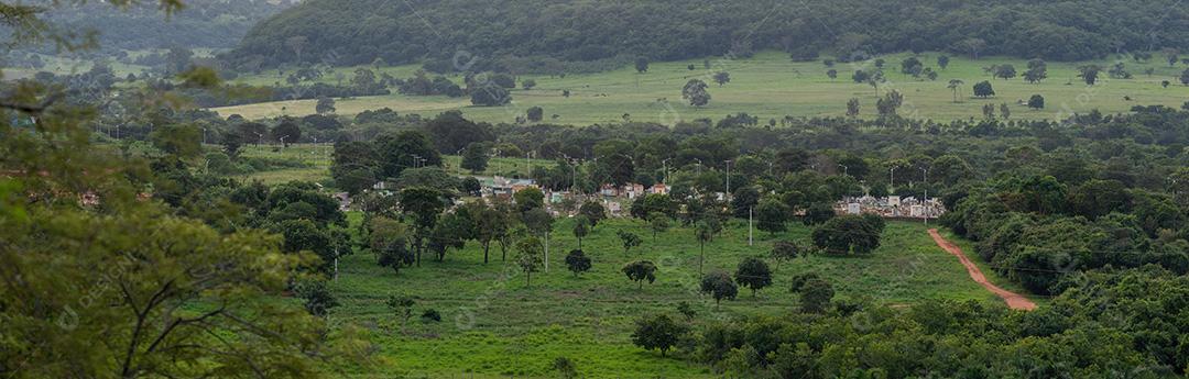 Panorama do Cemitério Municipal de Cassilandia à tarde