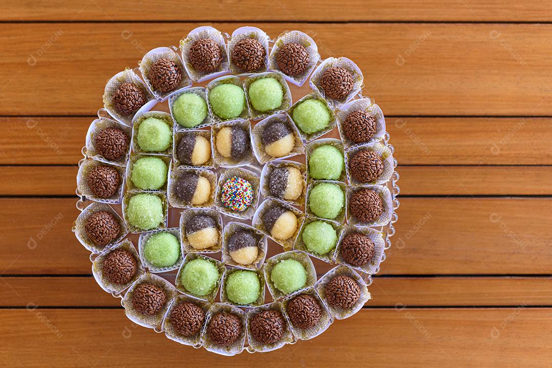 Brigadeiro E Docinhos Imagem JPG