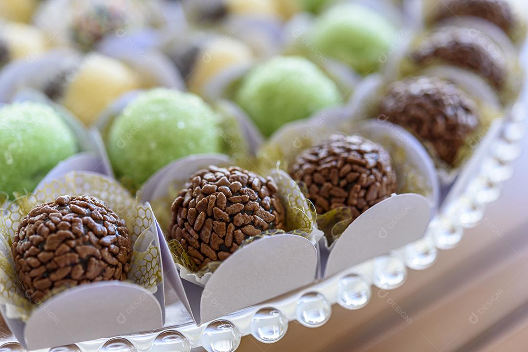 Brigadeiros E Docinhos Imagem JPG