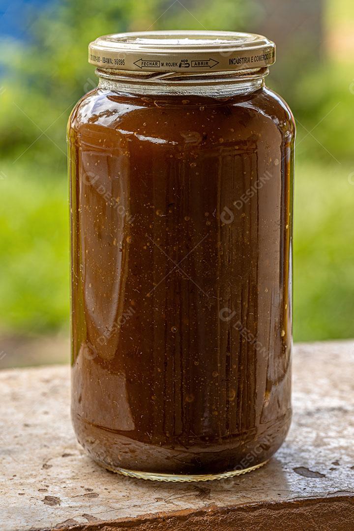 Pasta de Doce de Mangaba em um Recipiente de Vidro Imagem JPG