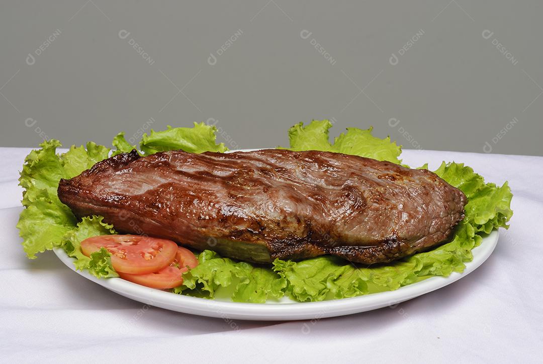 Carne De Sol De Churrasco Com Alface E Tomate Imagem JPG