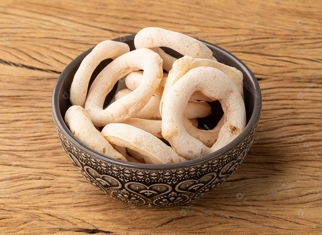 Tradicional Polvilho Brasileiro ou Biscoito de Amido Em Uma Tigela Imagens jpg