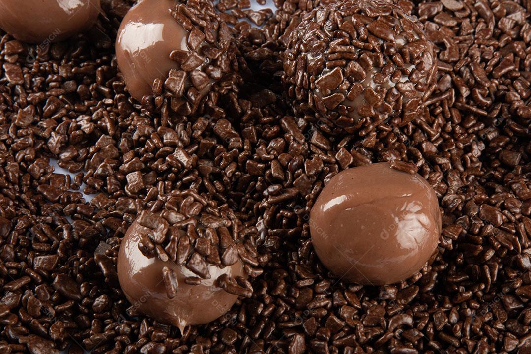 Brigadeiro Tradicional Chocolate Doce Brasileiro Chocolate Granulado Imagem JPG