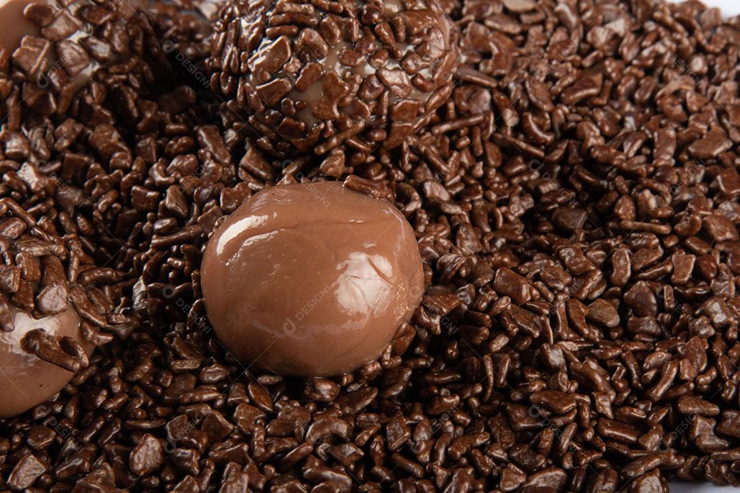 Brigadeiro Tradicional Chocolate Doce Brasileiro Chocolate Granulado Imagem JPG