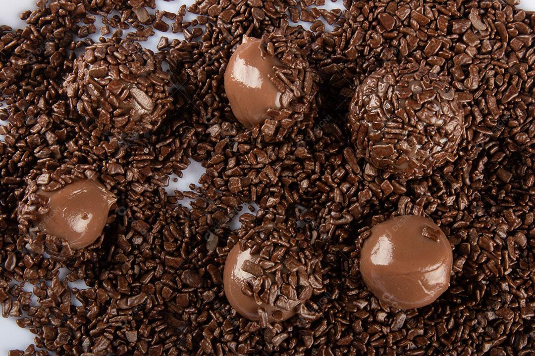 Brigadeiro Tradicional Chocolate Doce Brasileiro Chocolate Granulado Imagem JPG