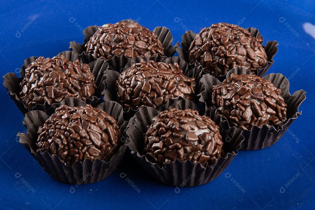 Brigadeiro Tradicional Chocolate Doce Brasileiro Chocolate Granulado Imagem JPG