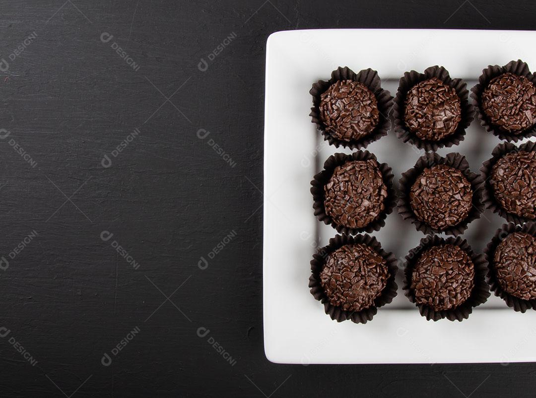 Brigadeiro Tradicional Chocolate Doce Brasileiro Chocolate Granulado Imagem JPG