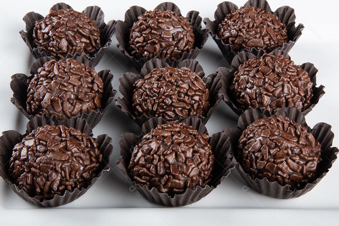 Brigadeiro Tradicional Chocolate Doce Brasileiro Chocolate Granulado Imagem JPG