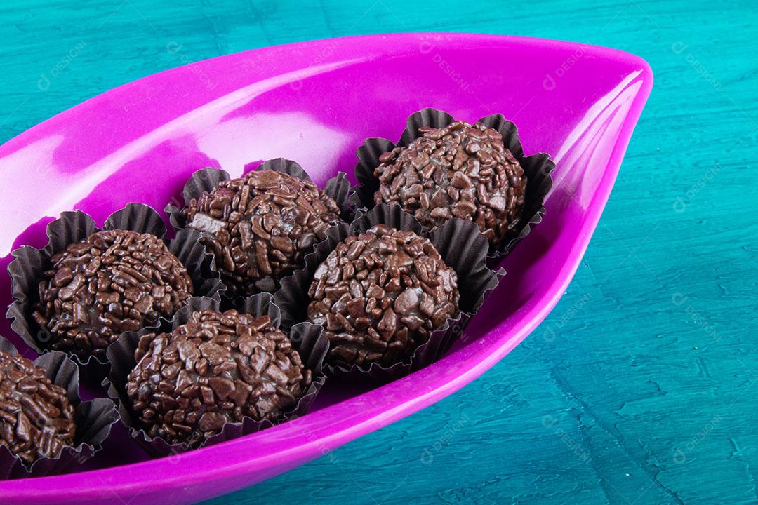 Brigadeiro Tradicional Chocolate Doce Brasileiro Chocolate Granulado Imagem JPG