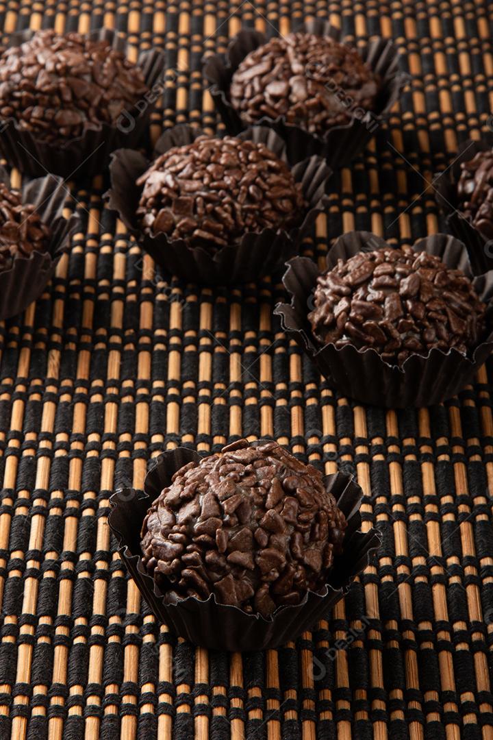 Brigadeiro Doce Tradicional Brasileiro Doces Variados para Festa Imagem JPG