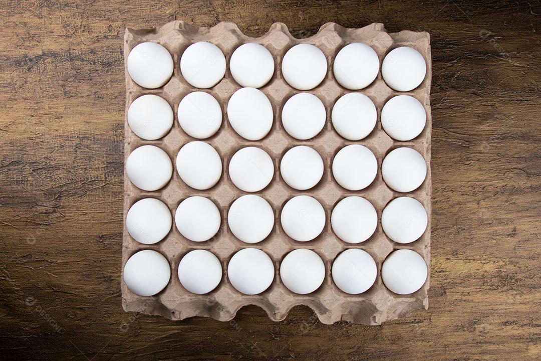 Cartela de Ovos de Galinha Branca Imagem JPG