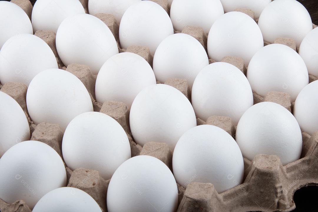 Cartela de Ovos de Galinha Branca Imagem JPG