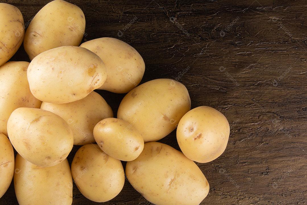 Comida Pilha de Batatas Deitada Imagem JPG