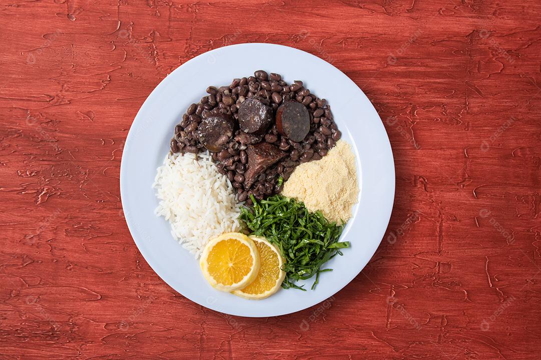 Feijoada Comida Tradicional Brasileira Vista do Topo Formato Ao ar Livre Imagem JPG