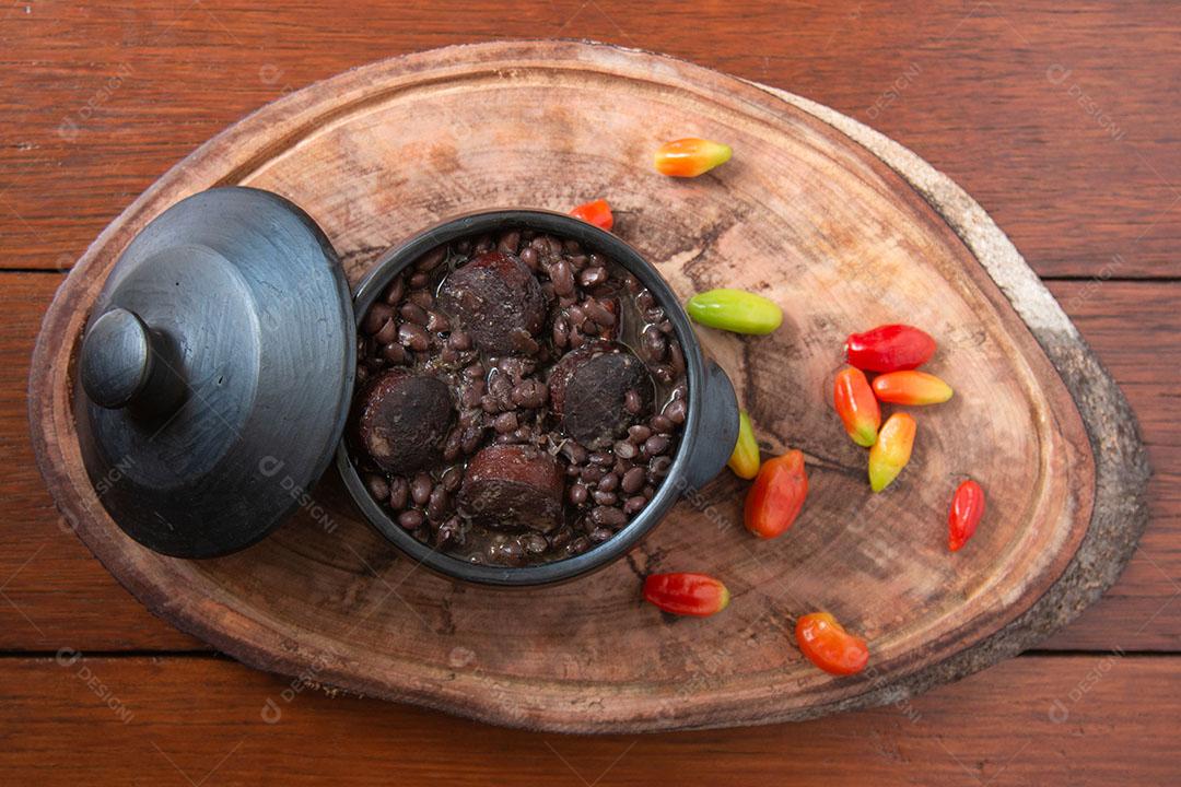 Feijoada Comida Tradicional Brasileira Vista do Topo Formato Imagem JPG