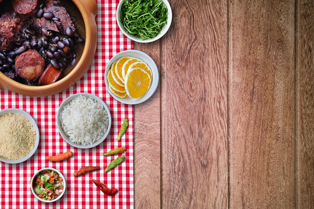 Feijoada Brasileira Vista do Topo Imagem JPG