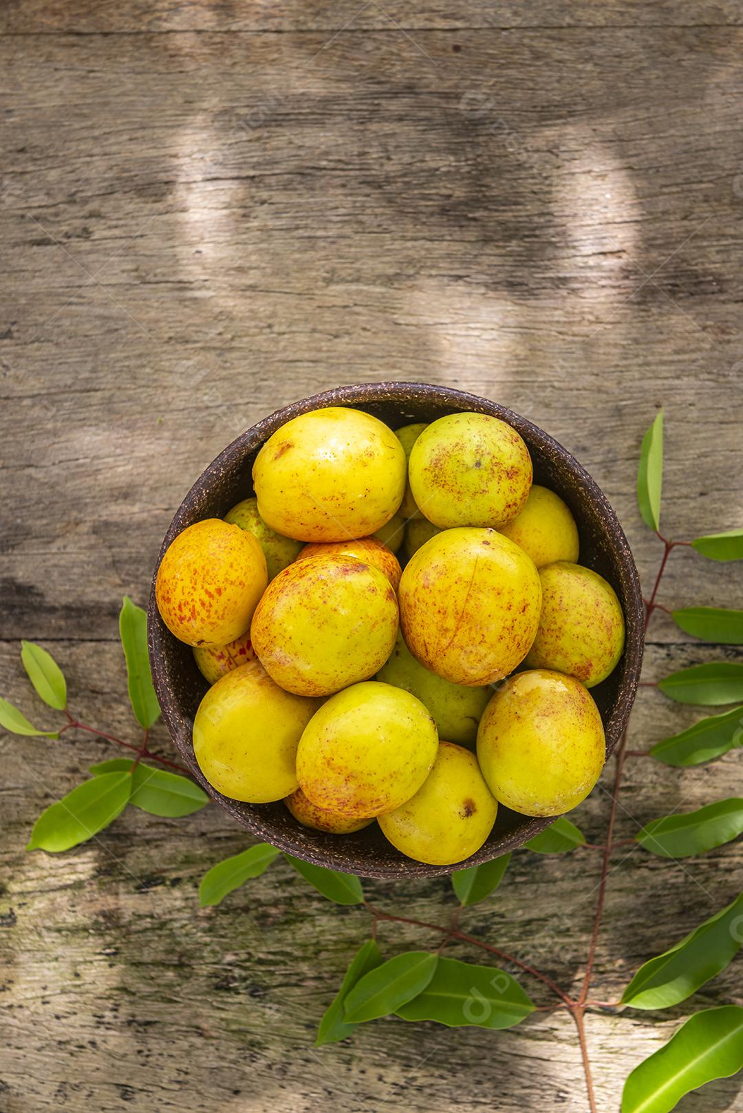 Mangabas Frutas Maduras Na Vasia Imagem JPG