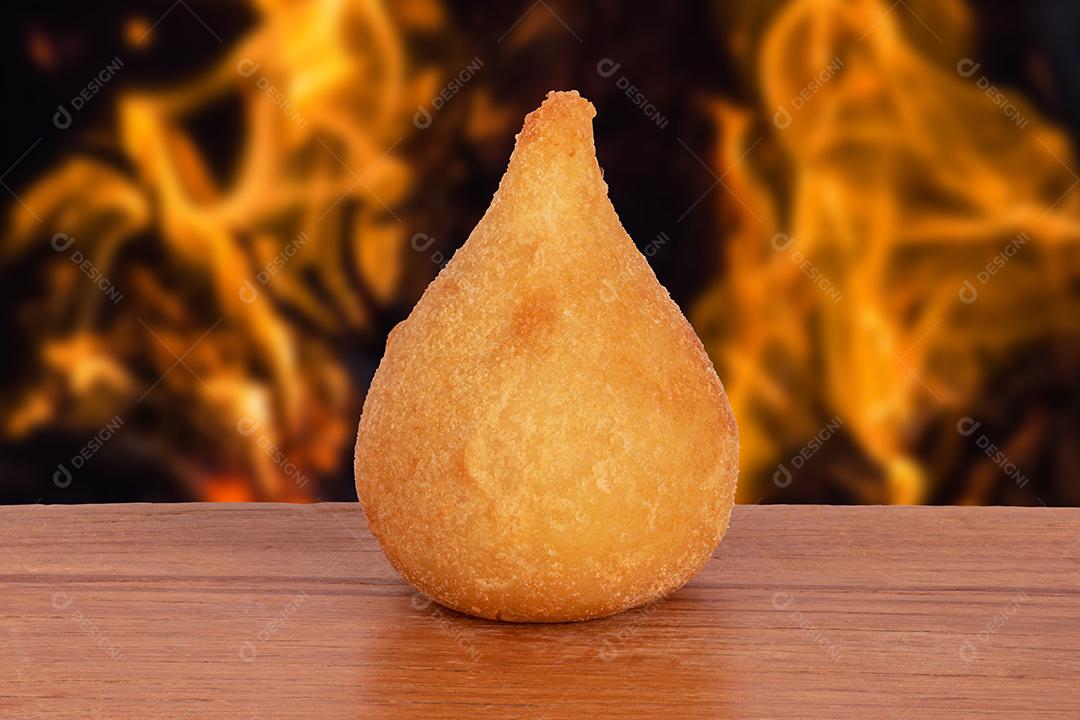 Foto Coxinha Comida Brasileira Frita Tradicional Com Frango