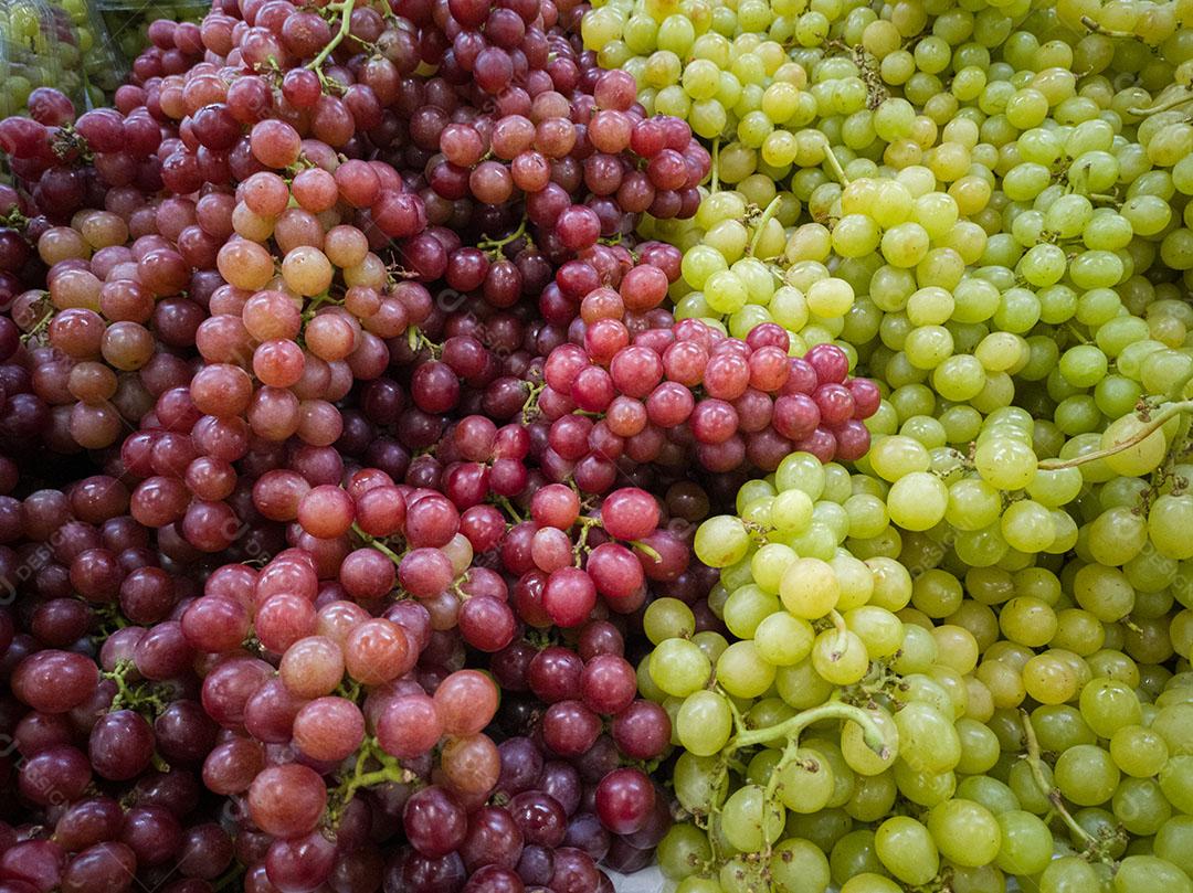 Uva Verde e Roxa Alimento Saudável e Natural Imagem JPG