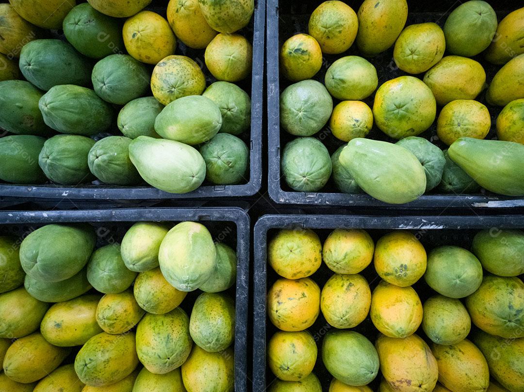Mamão Alimentos Saudáveis ​​e Naturais para Venda no Supermercado Imagem JPG