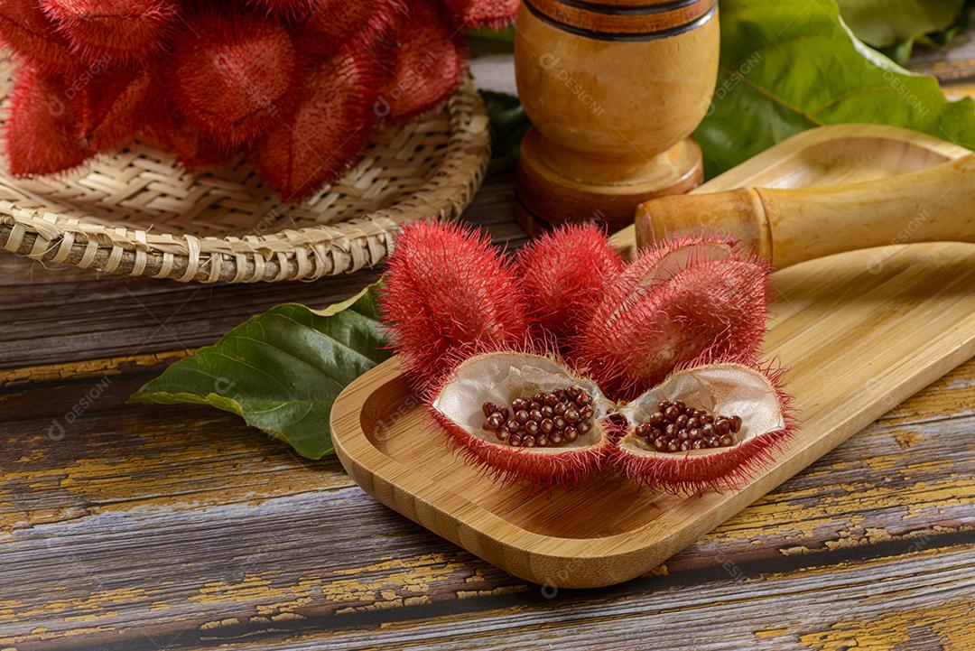 Urucum Suas Sementes São Utilizadas Como Corante Alimentar Natural Imagem JPG