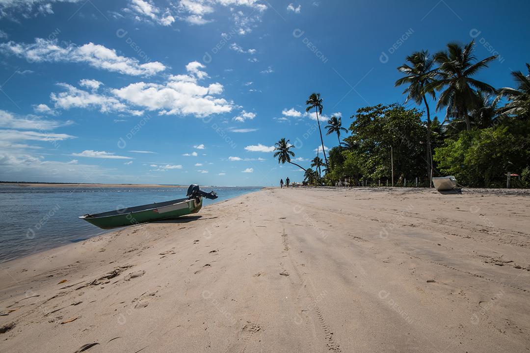 Ilha Tropical de Boipeba no Nordeste do Brasil na Bahia Imagem JPG
