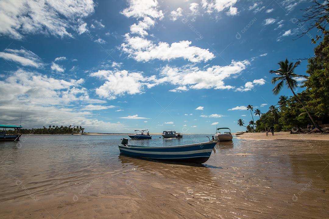 Foto Ilha Tropical de Boipeba no Nordeste do Brasil na Bahia