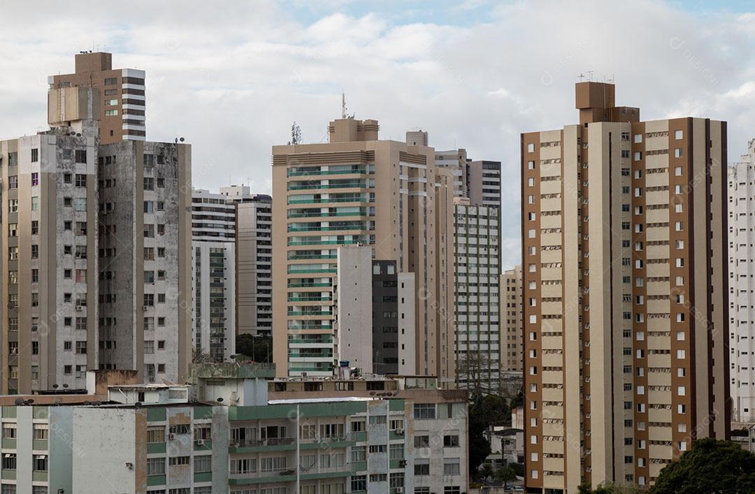 Foto Vista de Edifícios Residenciais na Cidade de Salvador Bahia Brasil