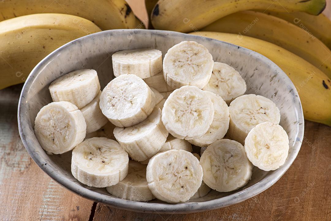 banana na tigela JPG